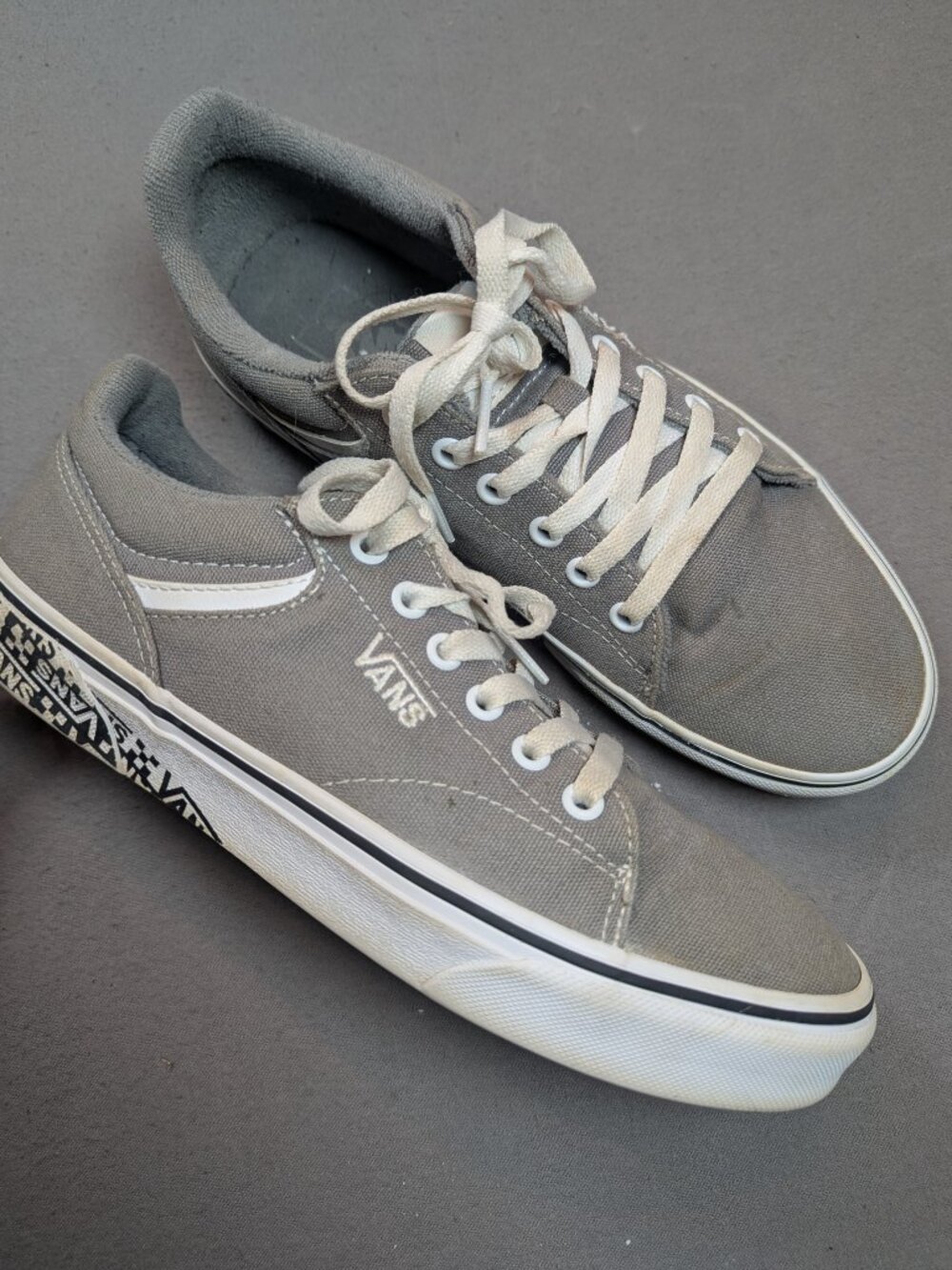 Vans Off The Wall Grey Sneakers Mens 8/Womens 9.5